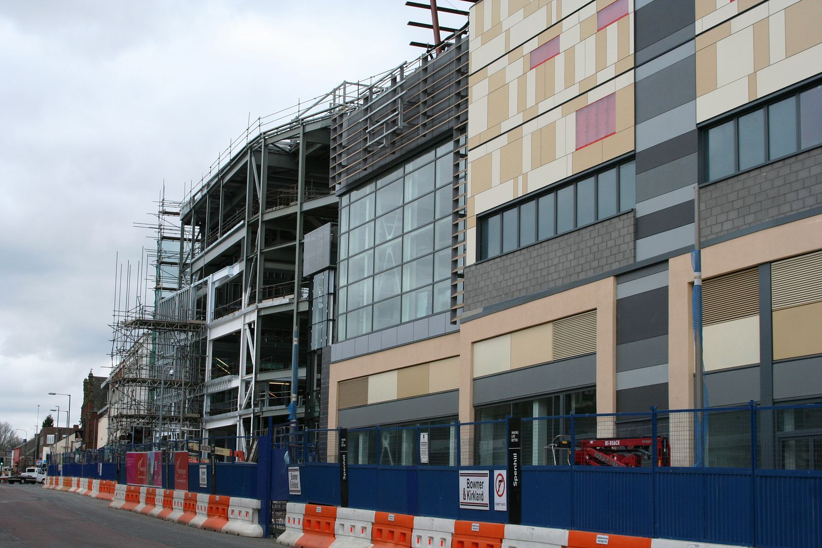 Trinity Square (inc. Tesco) Gateshead 46m 13fl Completed Page